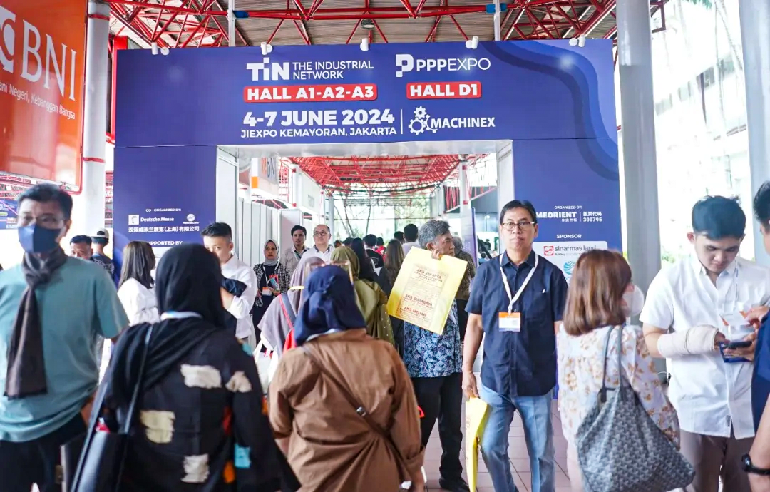 Haosheng Shines at TIN 2025 Indonesia: Heavy-Duty AGV Solutions Win Industry Recognition